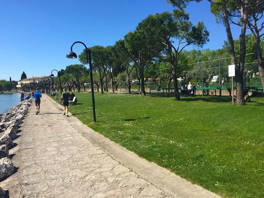 Albatros Apartman Sirmione 0*,